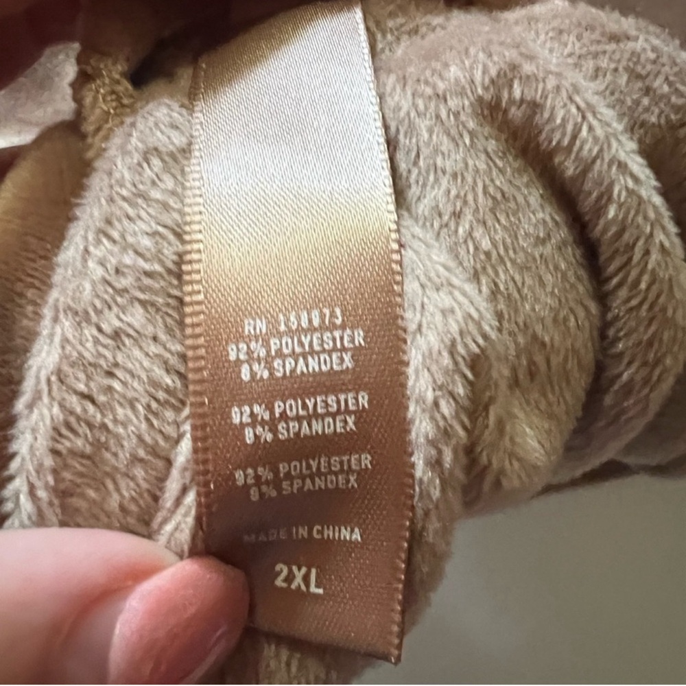 NEW….. Skims robe velour 2XL - Picture 9 of 9